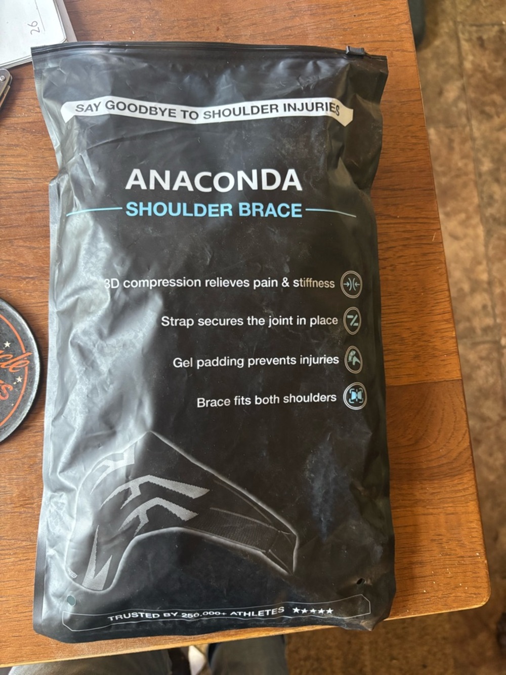 Anaconda Black Shoulder Brace - Support & Compression for Men